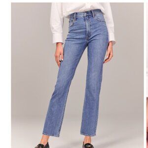 Abercrombie Ultra High Rise Ankle Straight Jean in 27R (color: medium)
